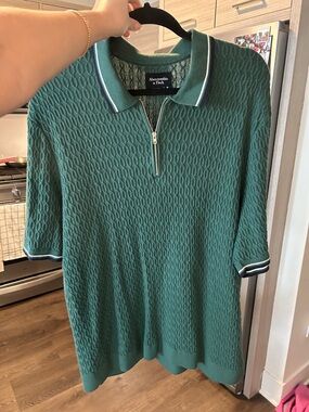 Abercrombie & Fitch Men's Green Zip Polo Shirt